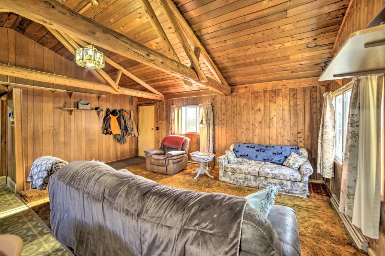 Cornell Home With Fire Pit And Hunting Access! Exteriér fotografie